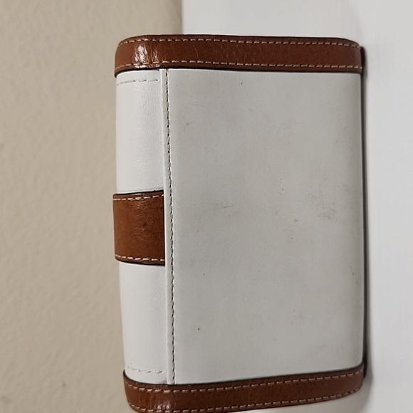 Vintage Coach Soho Wallet - Picture 9 of 16